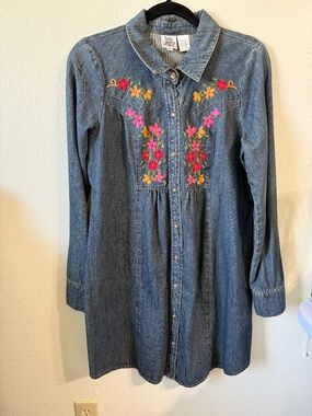 NWOT Ivy Jane Denim Button Dress Womens L Blue Embroidered Floral Birds